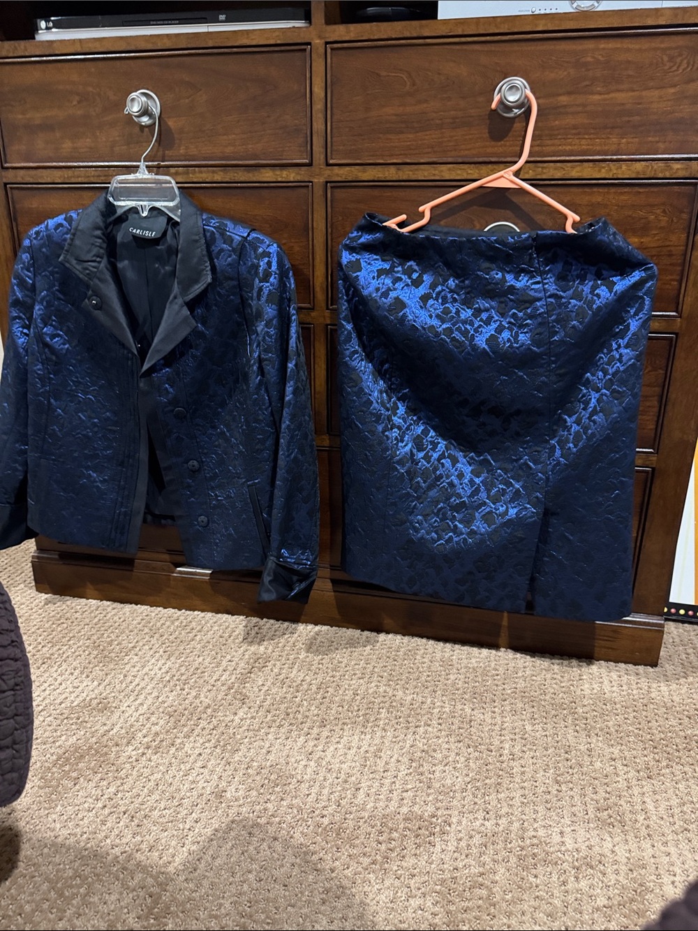Carlisle Navy Blue Brocade Blazer and Skirt Set size 4